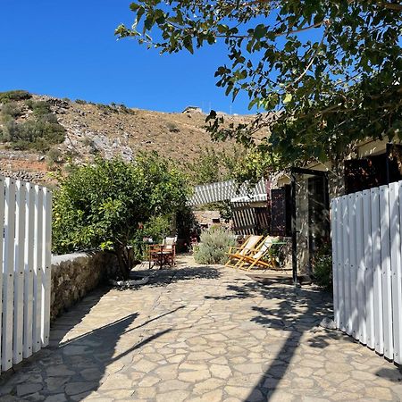 Villa La Familia Maison Traditionnelle Plakiász Kültér fotó