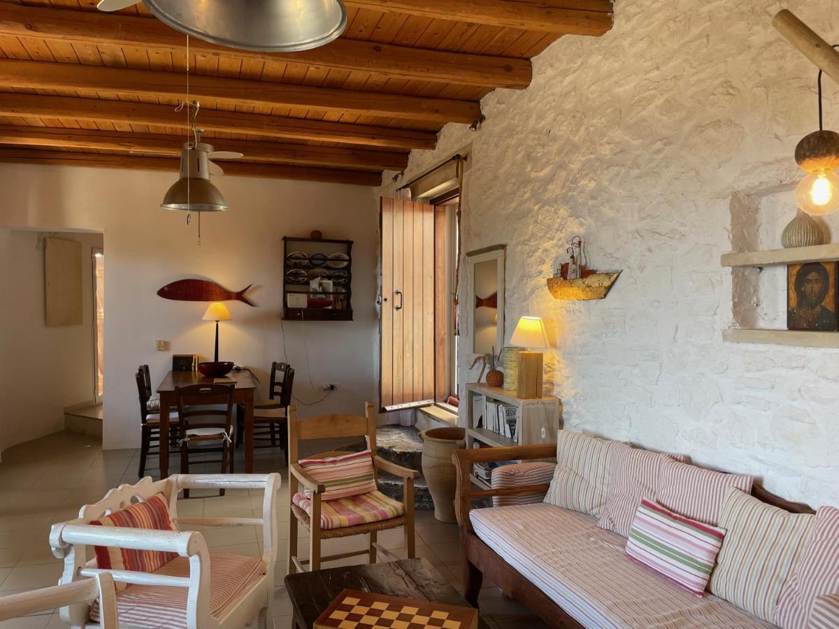 Villa La Familia Maison Traditionnelle Plakiász Kültér fotó